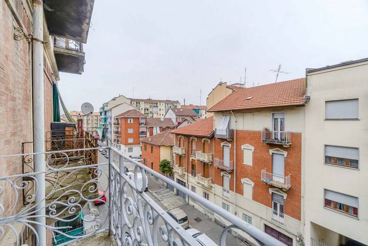 Appartamento intero, Guesthost - Ginevra Bright Flat near the Hospital in Torino, Provincia di Torino