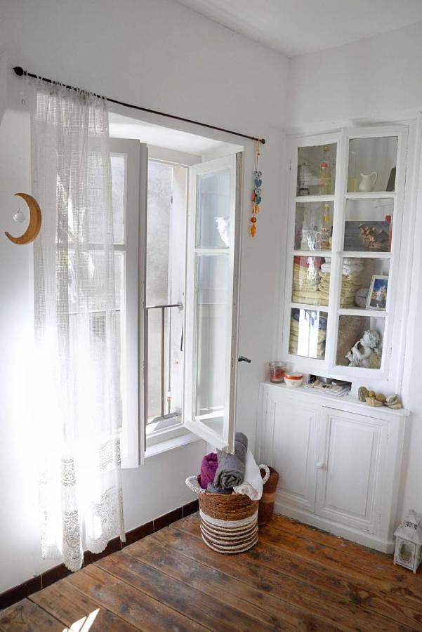 Two-Bedroom House in Grignan, Région de nyons