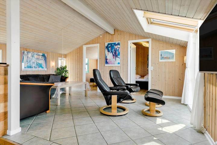 Ferienhaus für 6 Personen, mit Terrasse und Whirlpool in Nørlev Strand - 2