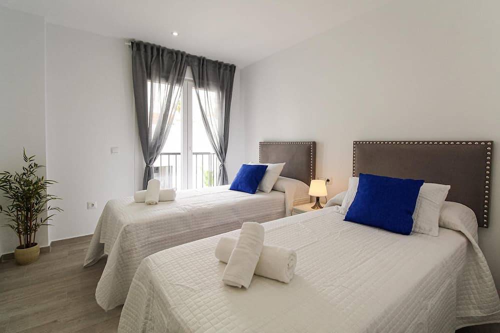 Entire apartment, 3 bedroom nice apartment in Benajarafe in Urbanizacion La Esperanza, Vélez-Málaga
