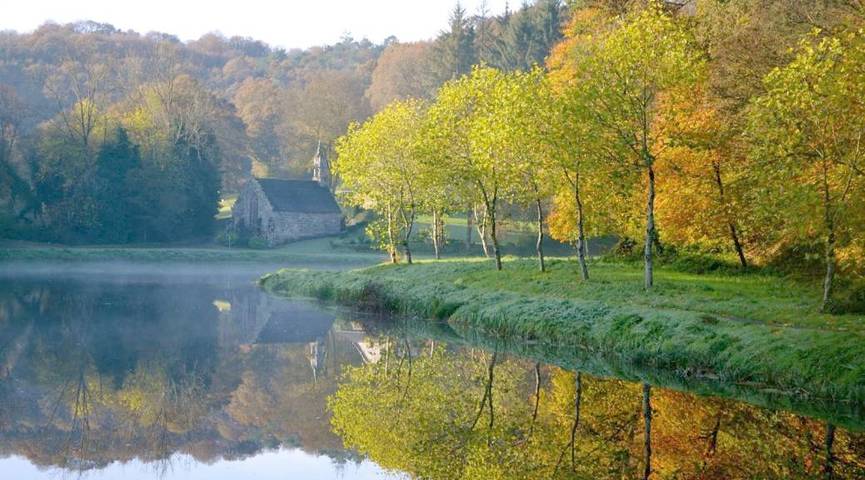 Location de vacances pour 5 personnes, avec jardin ainsi que vue sur le lac et vue, animaux acceptés à Rostrenen - 2