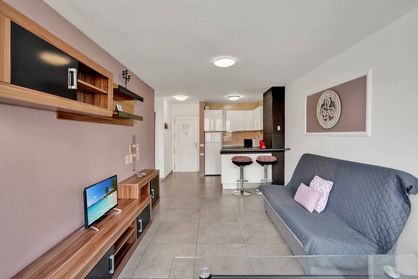 Apartamento inteiro, Férias 'Chasna' com Piscina Partilhada, Jardim Partilhado e Wi-Fi in Costa del Silencio, Arona