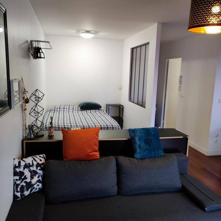 Appartement entier, One-Bedroom Apartment in Gagny, Seine-Saint-Denis