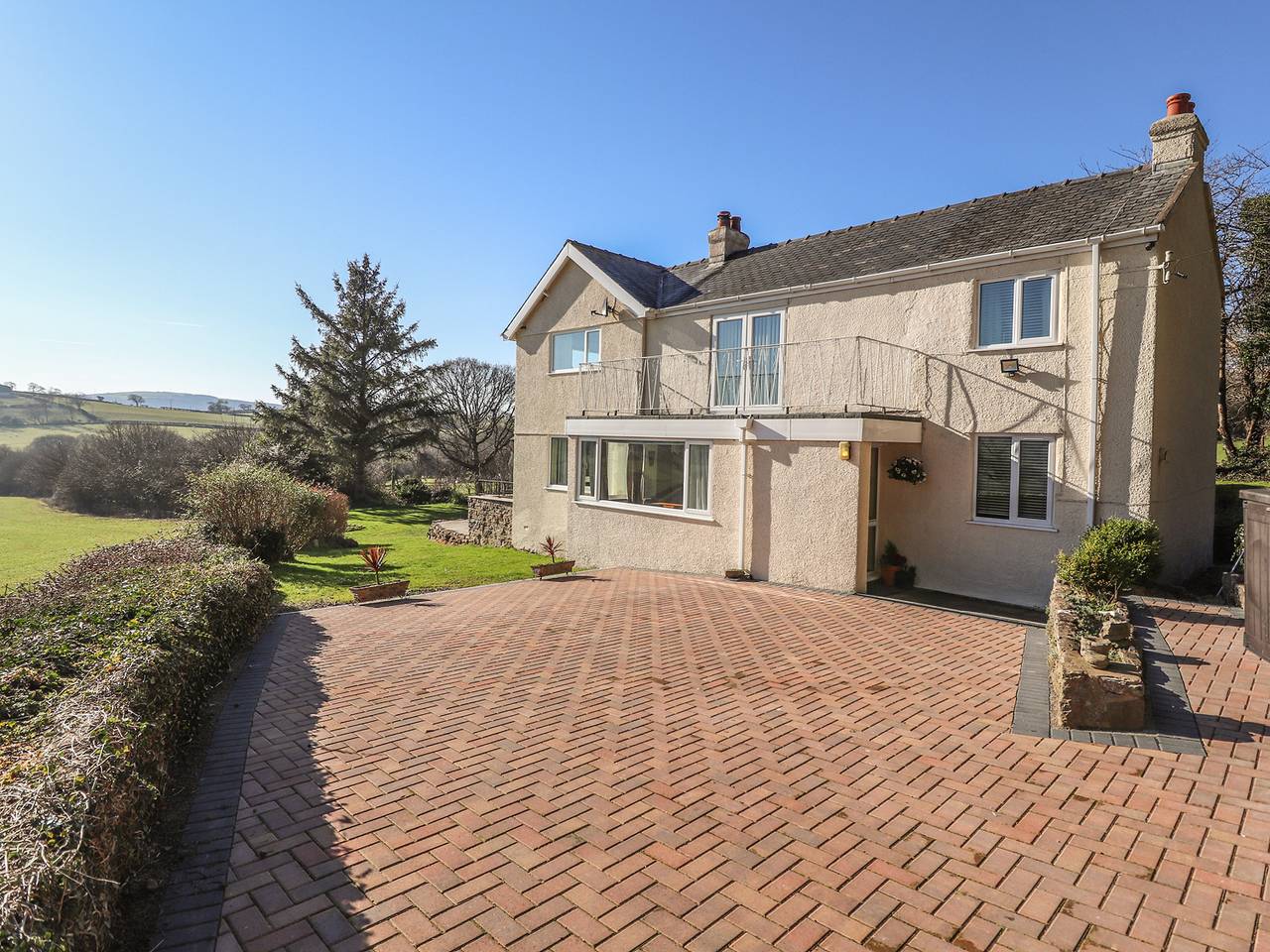 Llecha in Conwy region