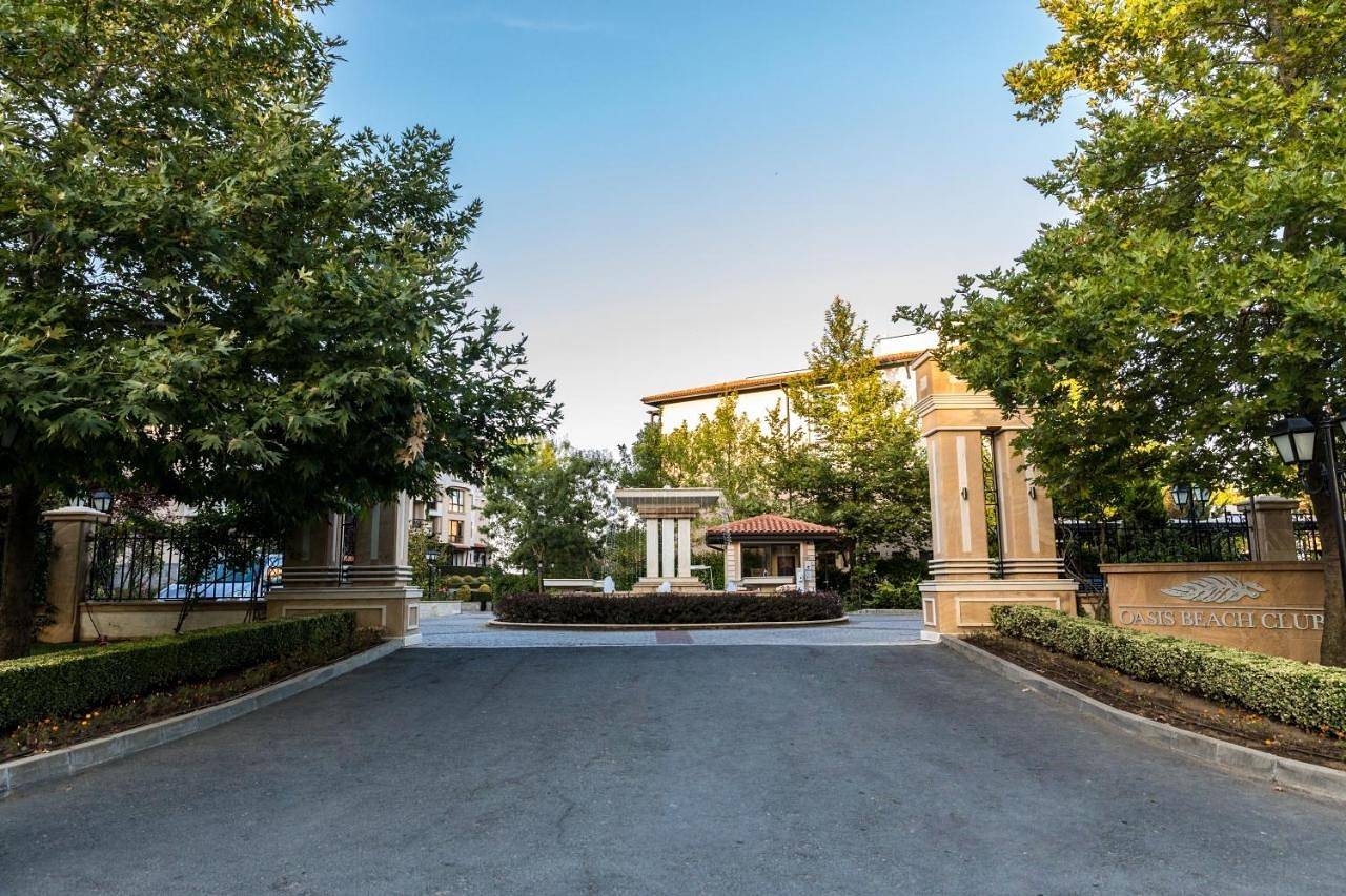 Oasis Beach Club in Lozenets, Zarewo