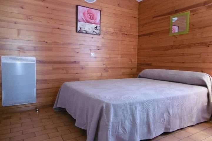 Location de vacances pour 6 personnes, avec jardin à Brocas - 2