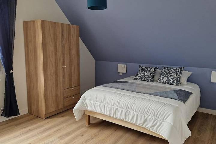 Location de vacances pour 11 personnes, avec vue ainsi que jardin et terrasse à Regnéville-sur-Mer