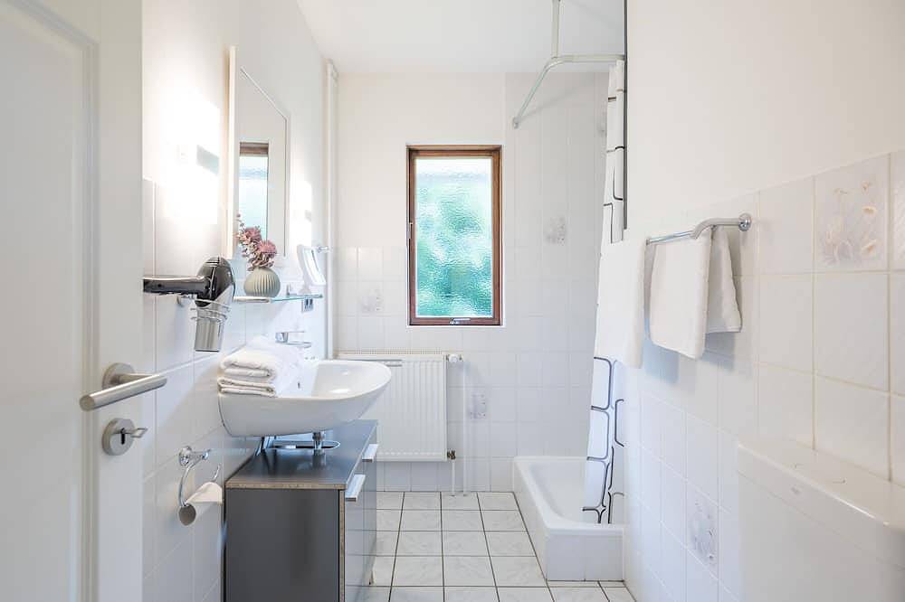 Ferienhaus Friesenkrabbe in Almdorf für bis zu 4 Personen in Almdorf, Nordfriesland