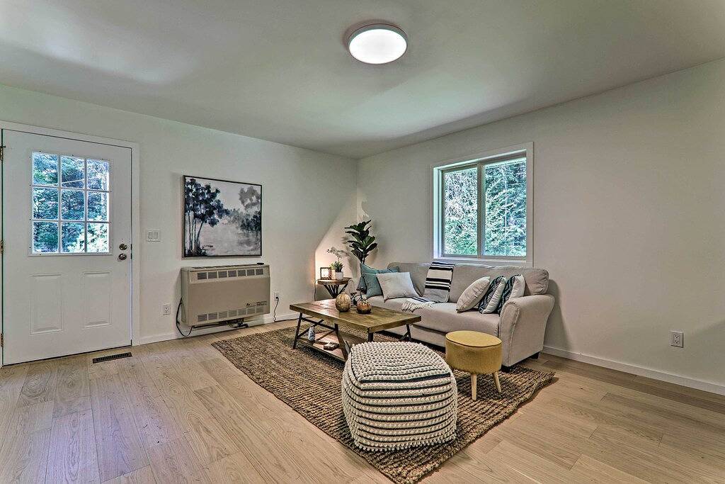 Cozy Swan Lake Apt w/ Grill + Private Yard in Sullivan County