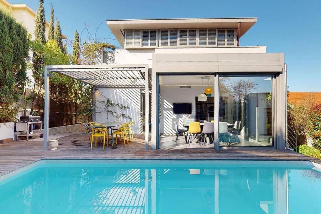 Villa in Sanary-sur-Mer, Côte méditerranéenne (France)