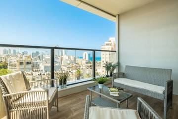 Gîte pour 6 personnes, avec balcon à Netanya