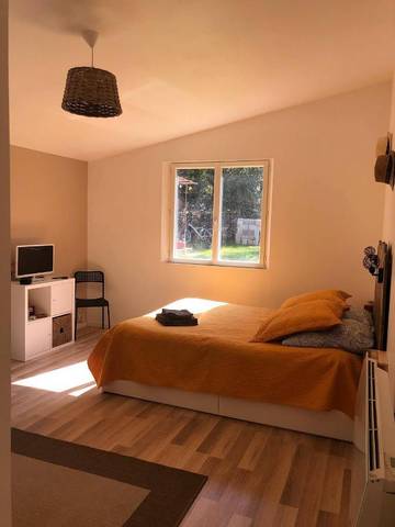 Cottage pour 2 personnes, avec vue et terrasse à Correns