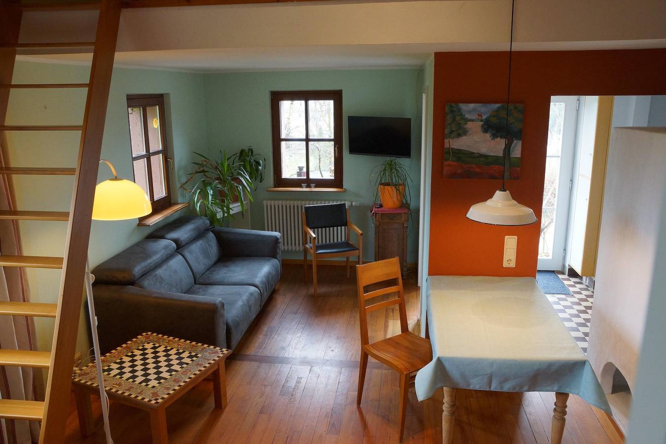 Geheel vakantieappartement, Appartement, douche, Wc, 1 slaapkamer in Merzig, Saar-Nahe-Bergland