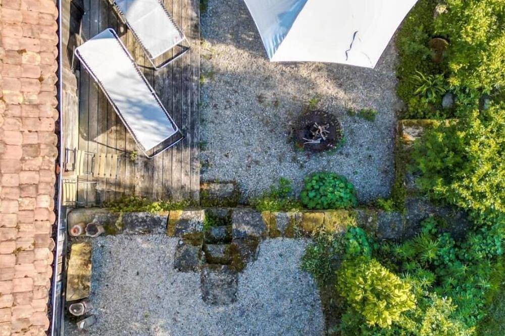 Apartamento entero, Refugio - fenced garden, fireplace, large windows, open space, relaxation in Rot am See, Hohenlohe