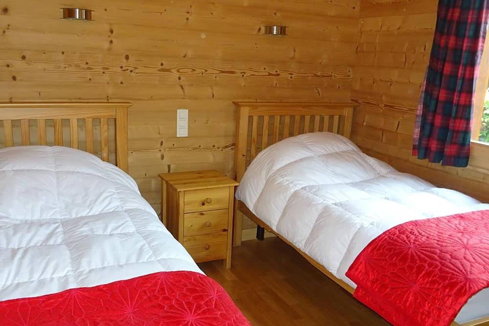 Les Gets: Chalet 8 pers, 4 ch, prox pistes et lac, terrasse sud, poêle bois, parking, draps inclus l'hiver in Les Gets, Les Portes du Soleil