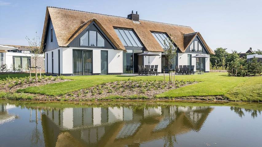Villa voor 13 personen, met tuin en sauna, met huisdier in Waddeneilanden