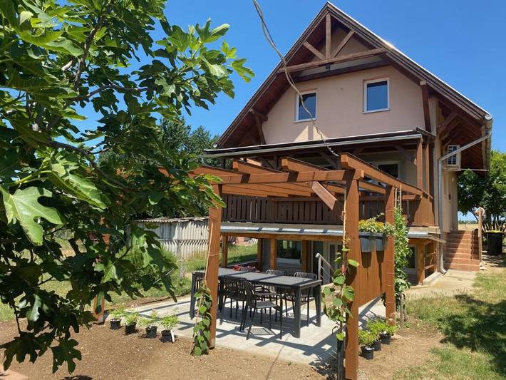 Apartament wakacyjny dla 4 osób, z ogród i widok na jezioro oraz widok, zwierzęta dozwolone w Zamárdi