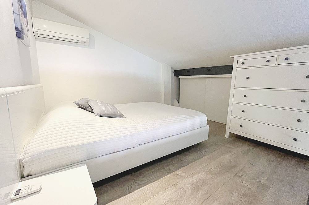 Apartamento entero, Magnifique Appartement 6 Personnes vue mer - Côte D'azur in Théoule-sur-Mer, Massif de l'Esterel