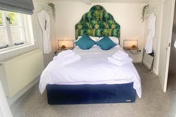 Cottage for 4 People in Lymington, New Forest National Park, Photo 4