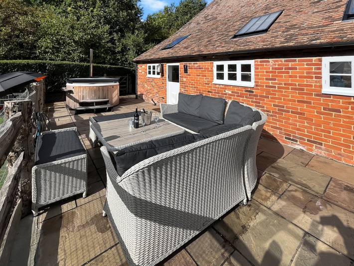 Bridge Cottage in Sevington, Ashford region