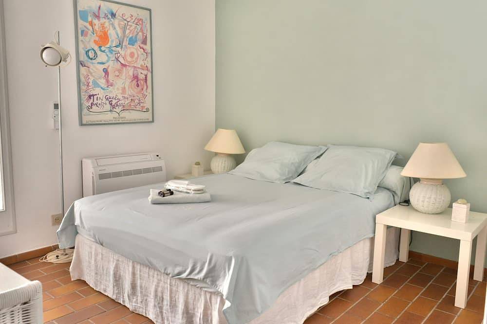 Appartement entier, Iles Du Frioul Charmant T2 55m² , Vue Mer, Terrasses Et Barbecue in Frioul archipelago, Marseille