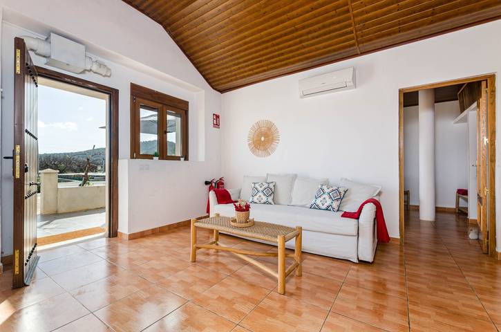 Entire apartment, Limonar de Mallorca - Apartment 3. Nature, Comfort, and Accessibility in Inca, Majorca Center
