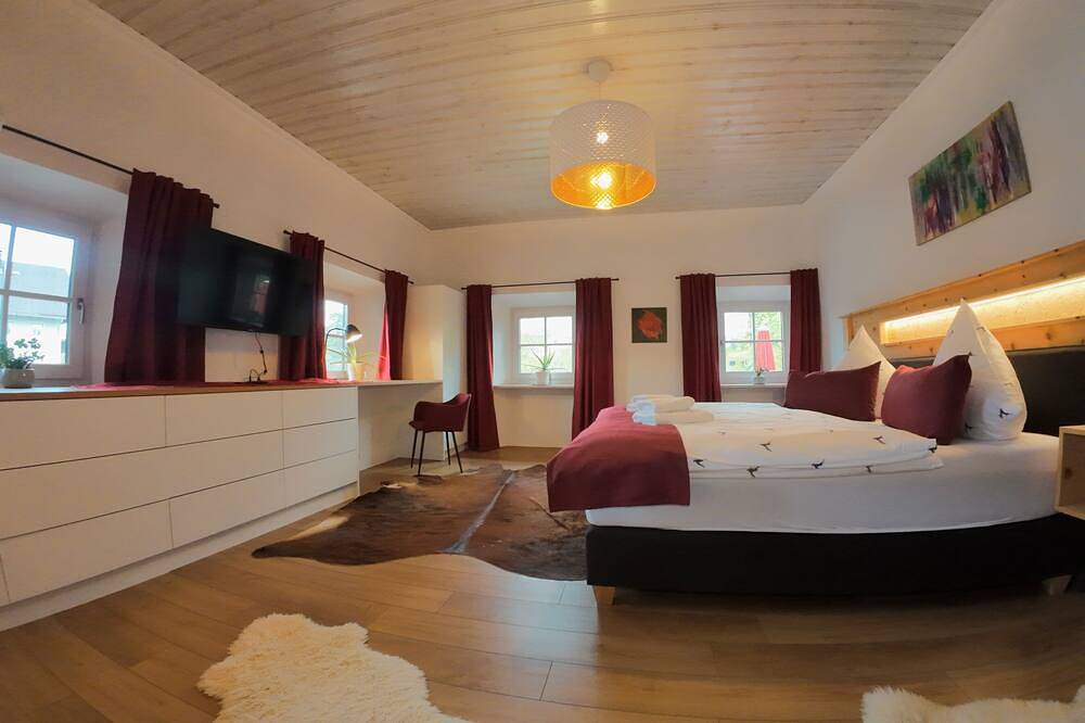 Ganze Wohnung, Ferienwohnung Fraueninsel 84 qm in Breitbrunn am Chiemsee, Chiemsee