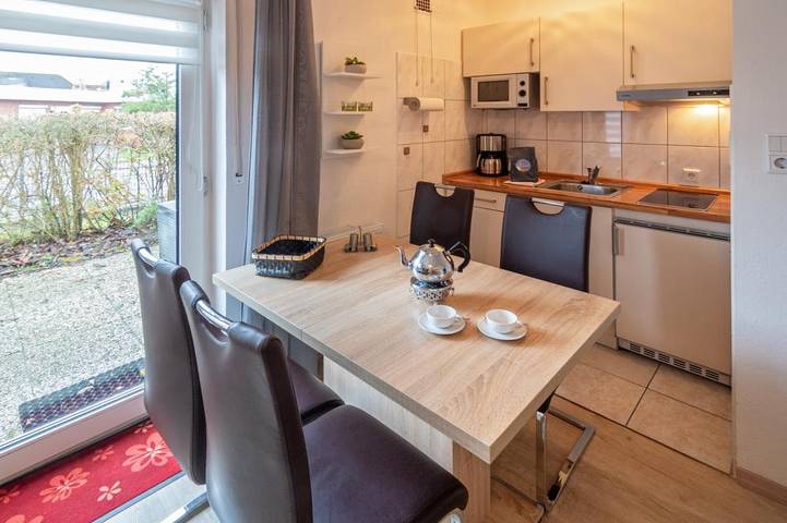 Ferienhaus für 4 Personen, mit Terrasse in Norden-Norddeich - 2