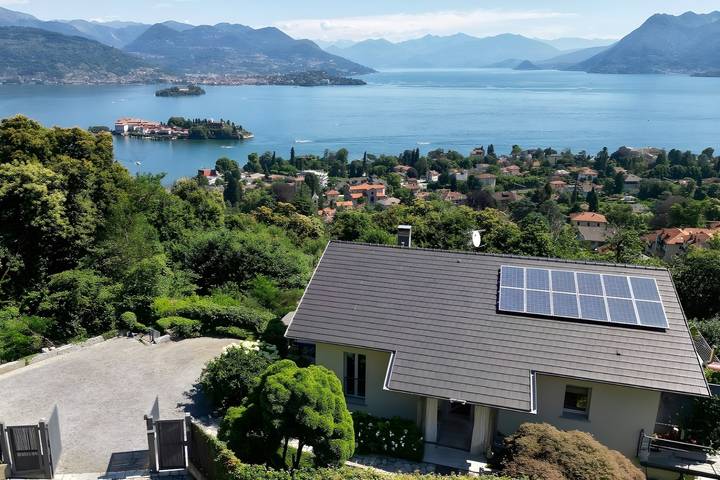 Villa pour 8 personnes, avec vue sur le lac, adapté aux familles à Comune di Stresa - 2