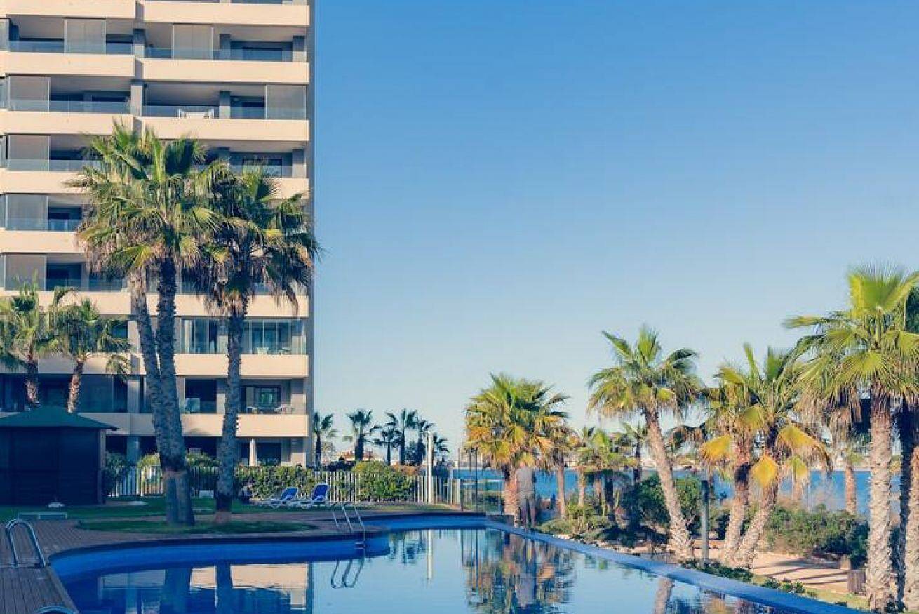 Entire apartment, Lujo Y Jacuzzi Con Vistas Al Mar En Torrevieja in Punta Prima (Alicante), Torrevieja