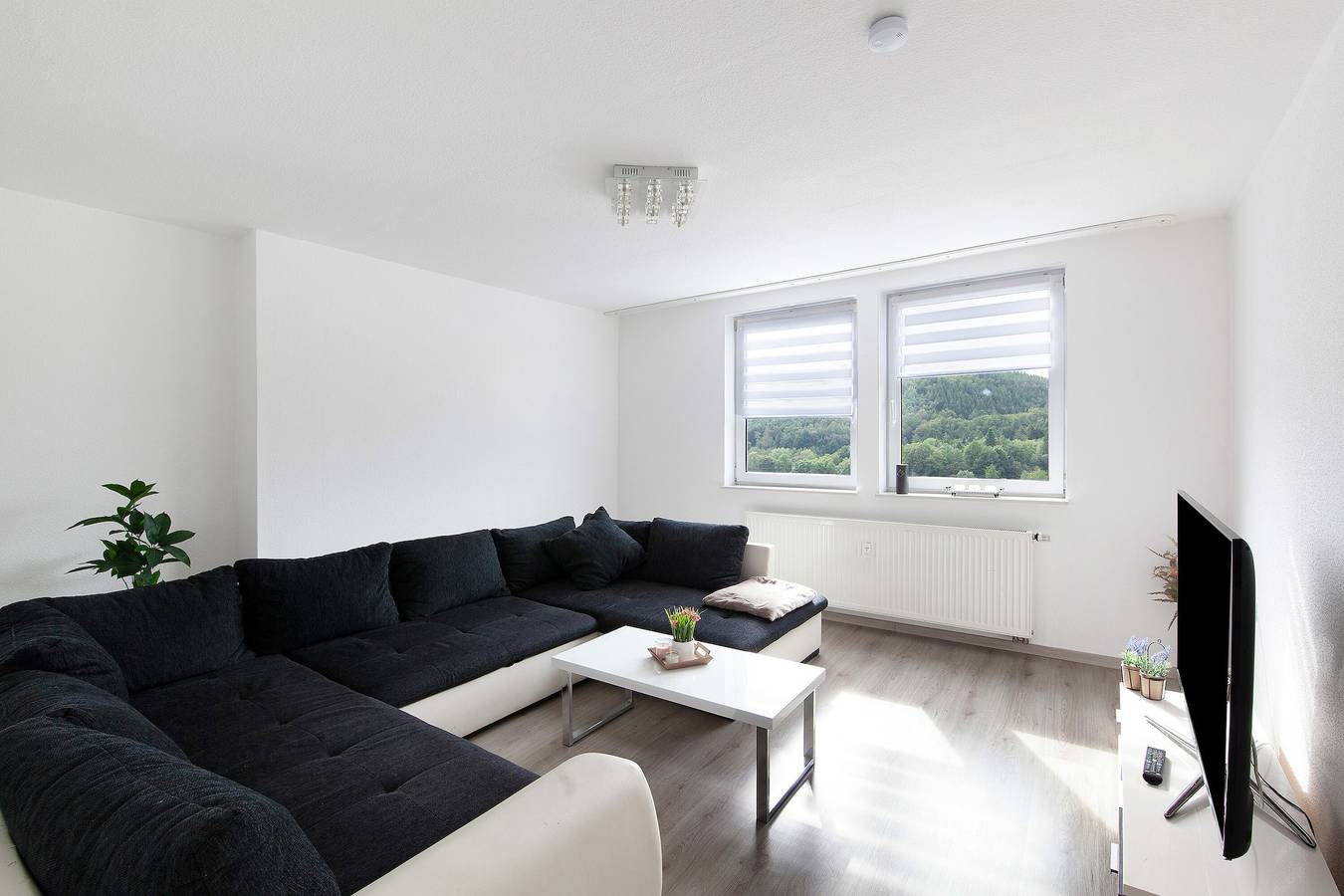 Entire apartment, Apartment 'Zur Nordhelle' with Mountain View and Wi-Fi in Herscheid, Märkischer Kreis