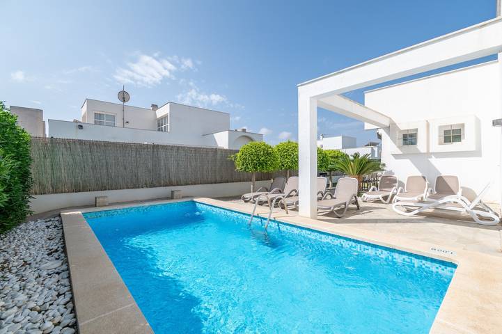 Luxus-Finca für 5 Personen, mit Garten in Can Picafort
