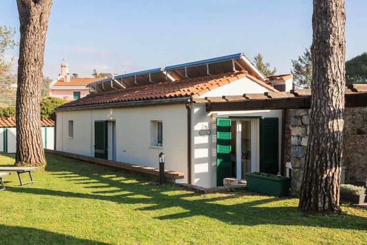 Gîte pour 2 personnes, avec vue et jardin à Sarzana - 4