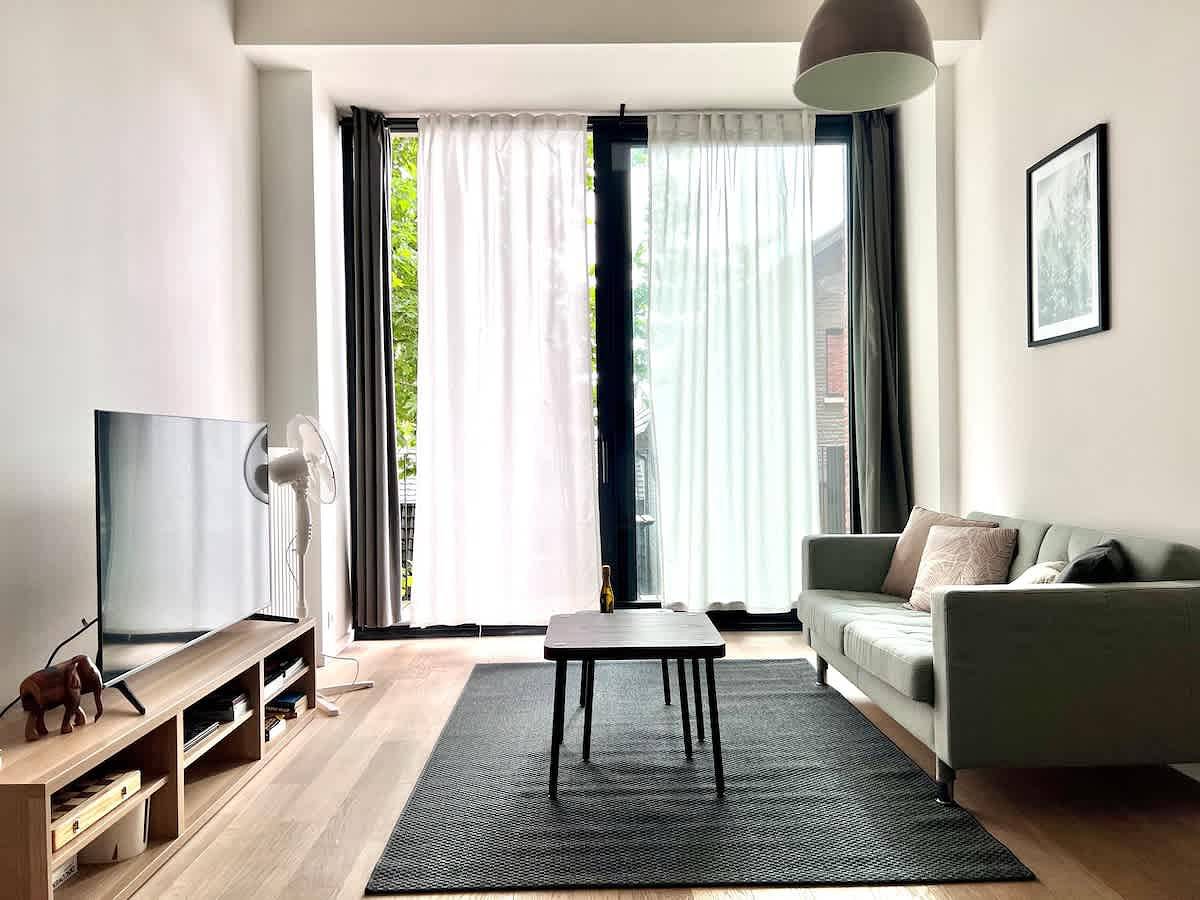 Geheel appartement, Spacious Loft  Up to 4 Guests Comfort & Style in Brussels in Anderlecht, Brussel en omgeving