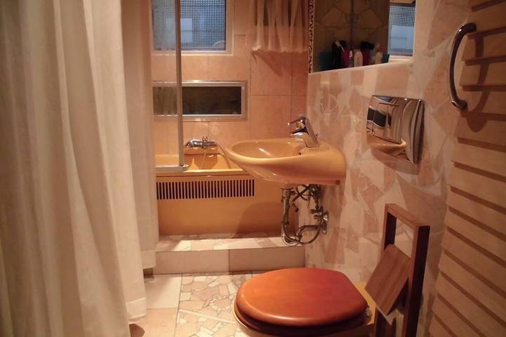 Ganze Wohnung, Sehr schöne Ferienwohnung nahe am Bodensee in Krauchenwies, Region Bodensee-Oberschwaben