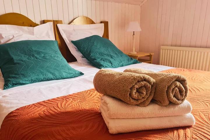 Location de vacances pour 6 personnes, avec balcon ainsi que jardin et piscine à Lachapelle-Auzac - 4