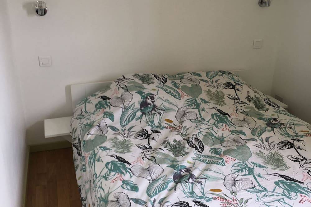 Charming fully-equipped house** in residence with swimming pool in La Franqui, Leucate