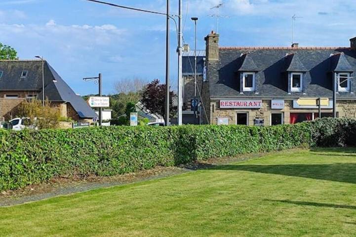 A 10 min. à pied du Sillon de Talbert, maison idéale pour couple. in Pleubian, Côte de Granit Rose