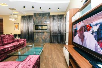 Vacation Rental for 4 Guests in Kyiv, Ukraine, Picture 2