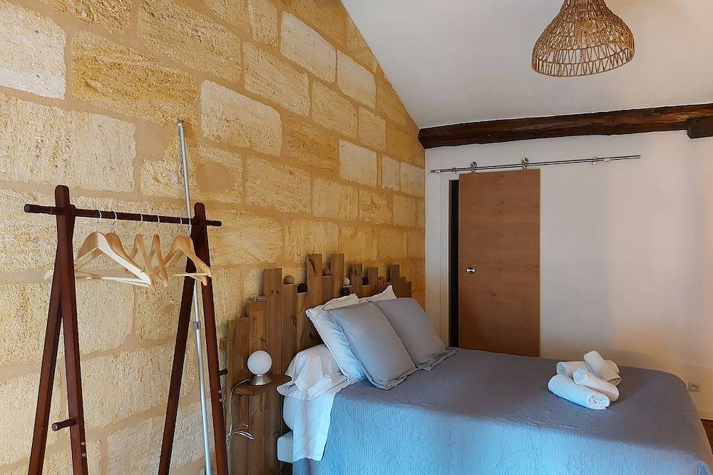 Apartamento entero, Peace and quiet in the heart of the Saint-Emilion vineyards in Saint-Sulpice-de-Faleyrens, Región de Libourne
