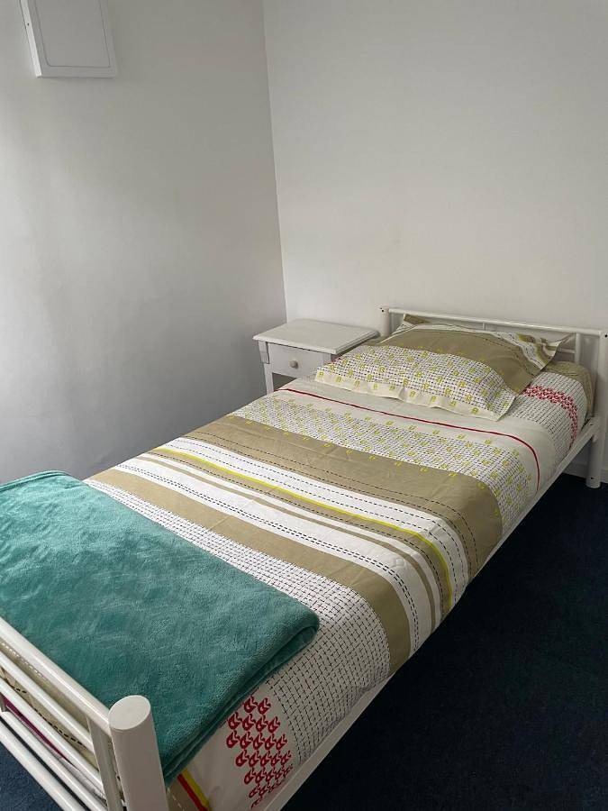 Location de vacances pour 8 personnes, avec jardin à Montfermeil - 4