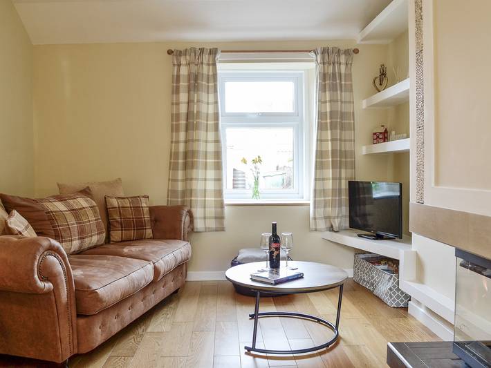 Log cabin for 4 people, with garden, with pets in Blairgowrie (Perthshire)