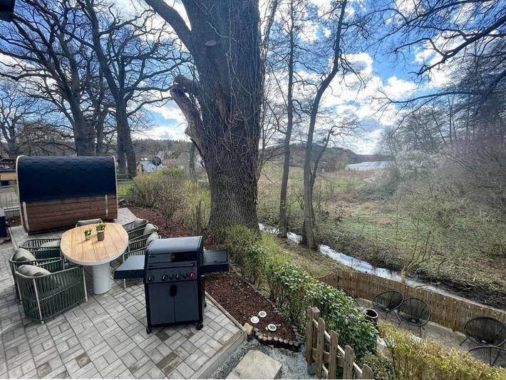 Ferienhaus für 8 Personen, mit Whirlpool und Terrasse sowie Garten und Sauna in Zislow - 4