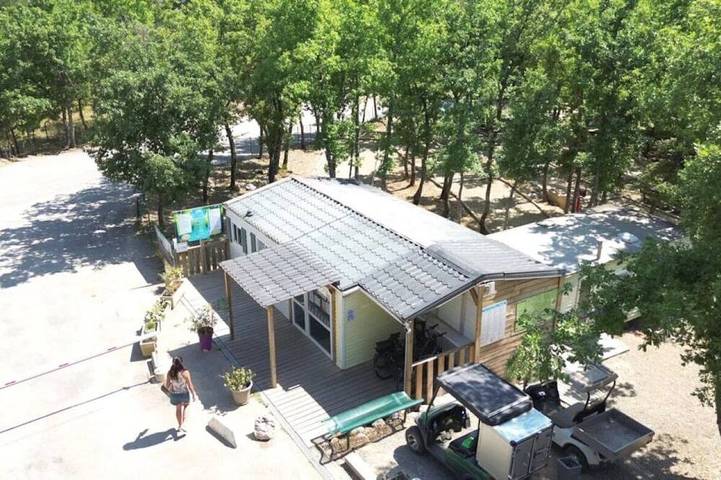 ZEcamping 3 étoiles mobil-home TV clim 18m2 2 pers in Bauduen, Brignoles Region