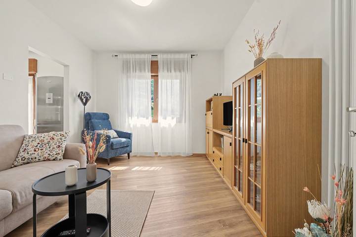 Entire apartment, Apartment 'Casa Elda' with Mountain View, Balcony and Wi-Fi in Vigo di Ton, Ton
