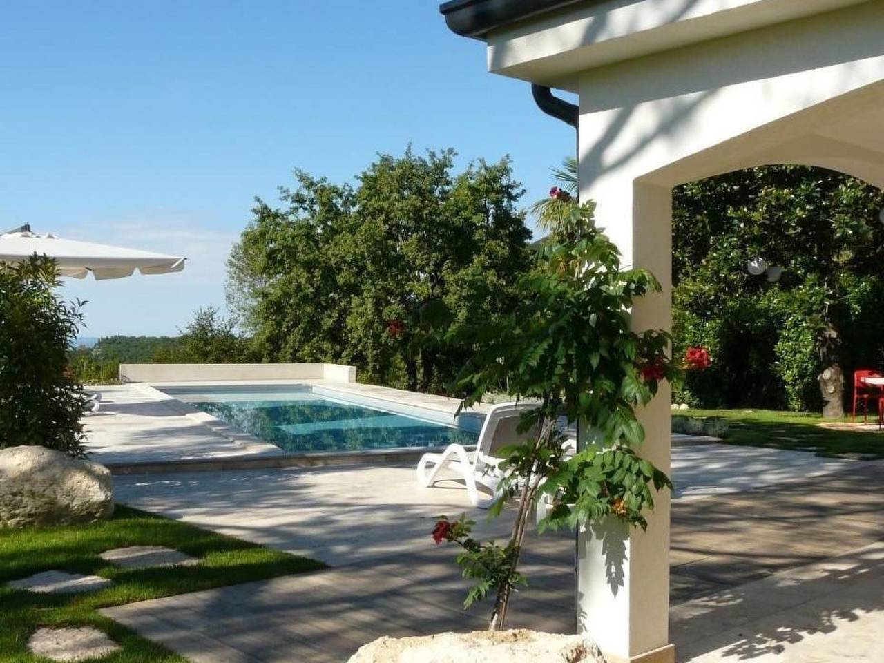 Villa am Gardasee mit großem Pool und Garten in Costermano, Montagnes autour du lac de Garde