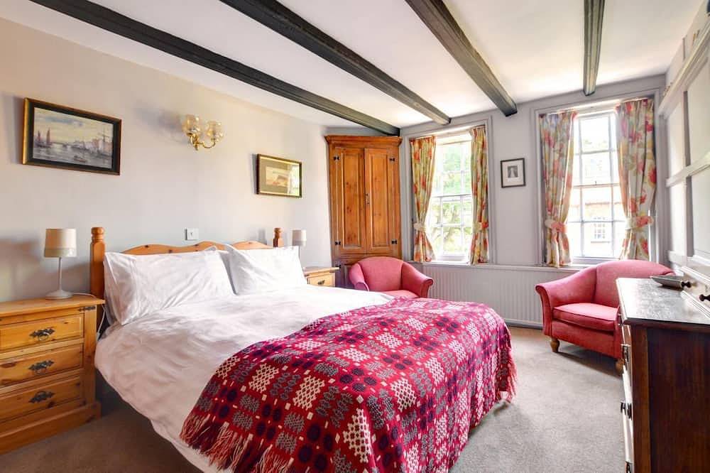3 Bed in Whitby (oc-r045) in Robin Hood's Bay, North York Moors National Park
