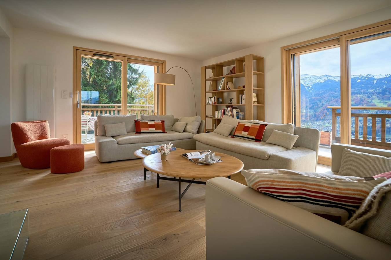 Comfortable chalet for 12 with garden in the Giffre Valley - Ovo Network in Verchaix, Region Bonneville