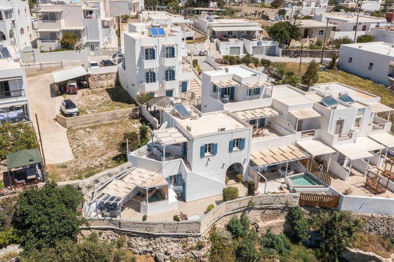 Vira Vivere Houses in Plaka (Milos), Milos