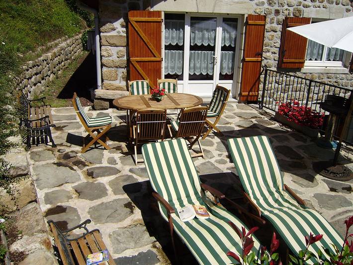 Gîte pour 6 personnes, avec terrasse dans Parc naturel régional des Monts d'Ardèche - 3